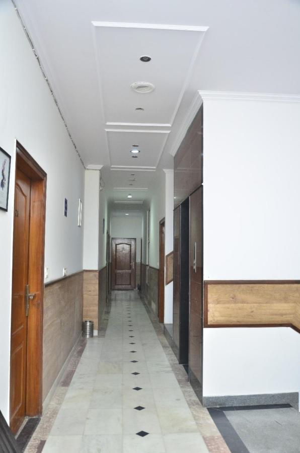 Ddr Hotel Residency Gurgáon Exteriér fotografie